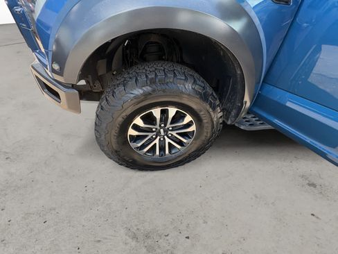 Used 2019 Ford F150 Raptor AWD/4WD image 9