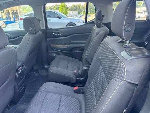 Used 2018 GMC Acadia SLE w/ Driver Alert Package I FWD image 7