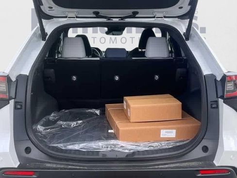 New 2024 Subaru Solterra Limited w/ Limited Package image 5