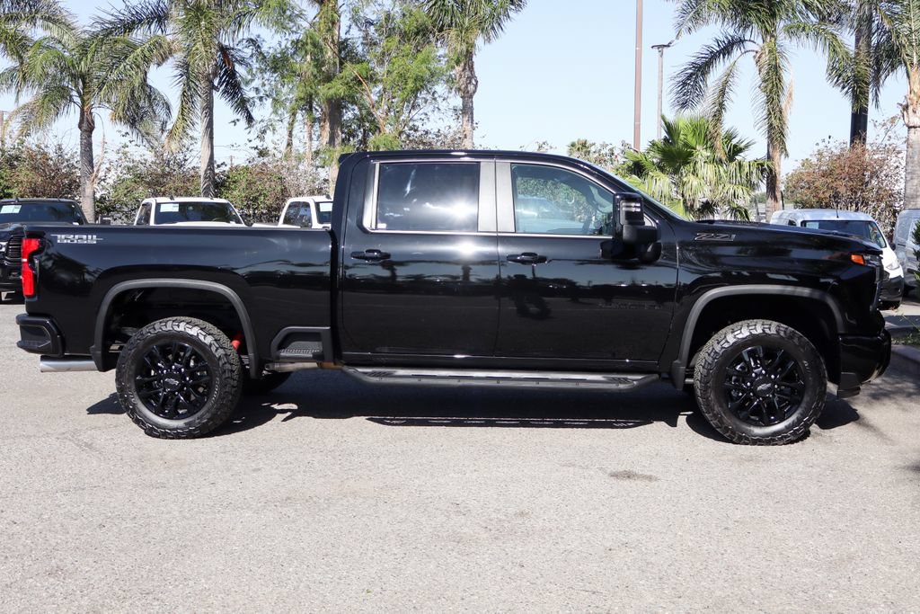 Used 2025 Chevrolet Silverado 2500 LT w/ Trail Boss Package AWD/4WD image 9