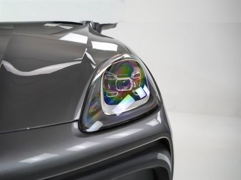 Certified 2023 Porsche Cayenne image 7