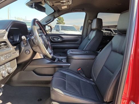 Used 2024 Chevrolet Tahoe RST w/ Luxury Package image 19