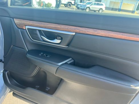 Used 2022 Honda CR-V Touring image 31