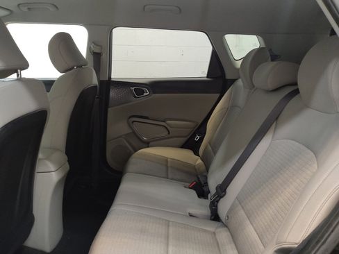 Used 2020 Kia Soul S image 18