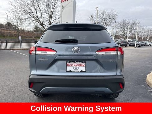 Used 2023 Toyota Corolla Cross LE image 5