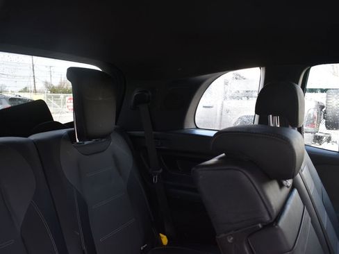 Used 2022 Mercedes-Benz GLB 35 AMG 4MATIC image 32