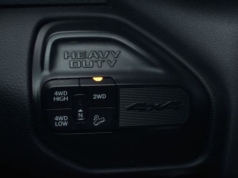 Used 2022 RAM 2500 Big Horn w/ Level C Equiment Group image 30