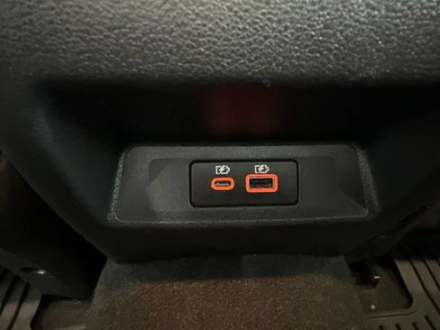 Used 2025 Nissan Altima 2.5 SV FWD image 10