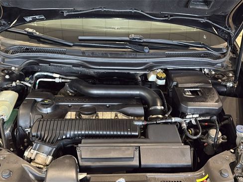 Used 2011 Volvo C30 T5 w/ Preferred Pkg image 10