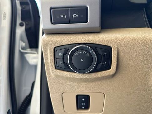 Certified 2020 Ford F250 Lariat w/ Lariat Value Package image 25