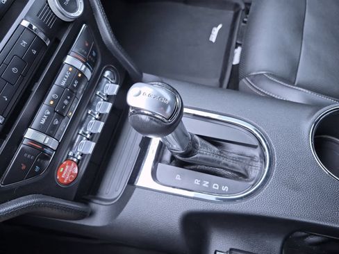 Used 2015 Ford Mustang GT Premium RWD image 31