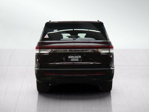 Used 2023 Lincoln Navigator Reserve w/ Equipment Group 201A AWD/4WD image 4