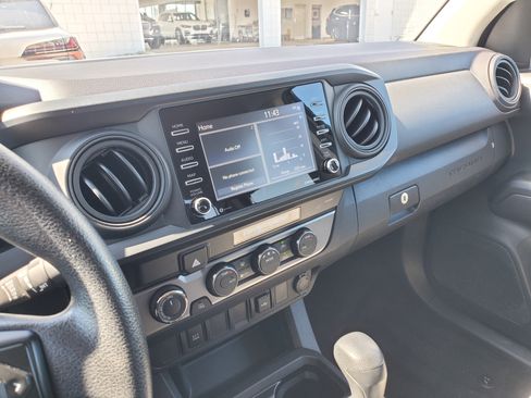 Used 2022 Toyota Tacoma SR AWD/4WD image 17
