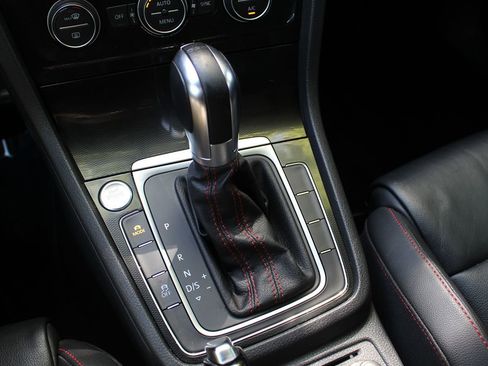 Used 2015 Volkswagen GTI Autobahn image 35