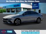 New 2025 Hyundai Elantra SEL image 2
