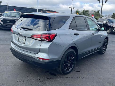 Used 2024 Chevrolet Equinox LS w/ LS Convenience Package image 5