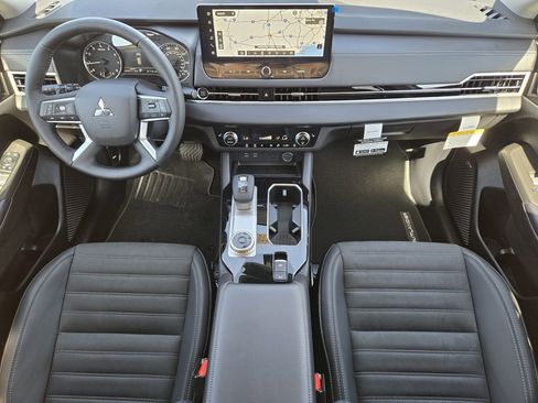 New 2026 Mitsubishi Outlander SE FWD image 20