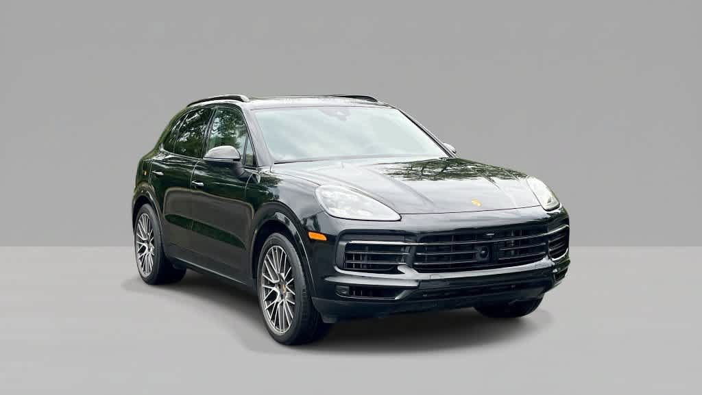 Used 2023 Porsche Cayenne S AWD/4WD image 2