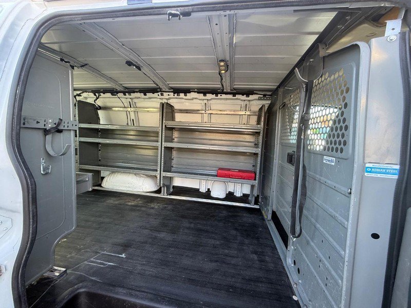 Used 2015 Chevrolet Express 3500 RWD image 14