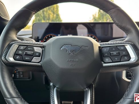 Used 2025 Ford Mustang GT Premium RWD image 28