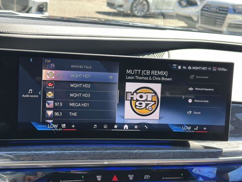 Used 2023 BMW 760i xDrive w/ Executive Package AWD/4WD image 26