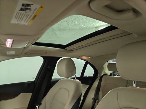 Used 2019 Mercedes-Benz C 300 4MATIC Sedan image 31