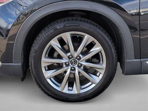 Used 2017 MAZDA CX-9 Signature image 25