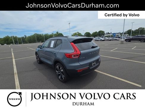 Used 2023 Volvo XC40 B5 Plus w/ Protection Package Premier AWD/4WD image 9