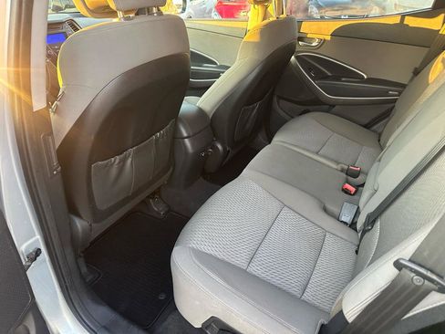 Used 2015 Hyundai Santa Fe Sport image 8