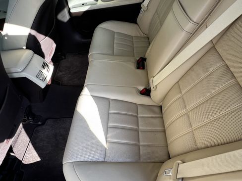 Used 2018 Lexus ES 350 w/ Luxury Package w/Wood Trim FWD image 31
