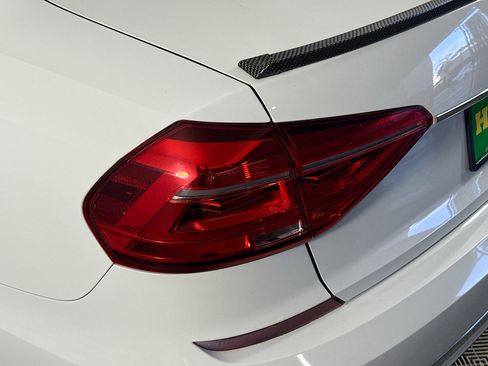 Used 2016 Volkswagen Passat 1.8T SE w/ Lighting Package image 36