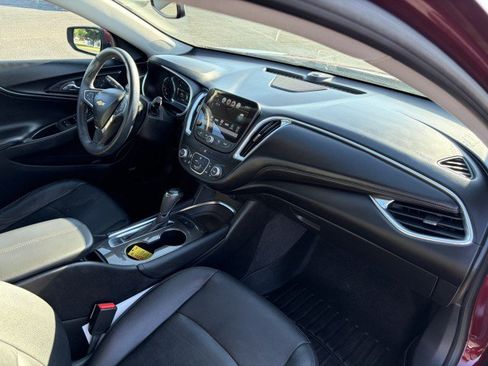 Used 2016 Chevrolet Malibu LT w/ Leather Package FWD image 21