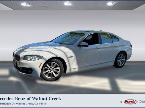 Used 2015 BMW 528i Sedan RWD image 1