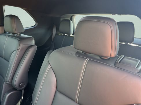 New 2026 GMC Acadia Elevation image 23