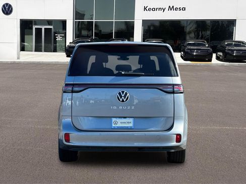 New 2025 Volkswagen ID. Buzz Pro S image 5