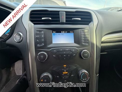 Used 2020 Ford Fusion S image 9