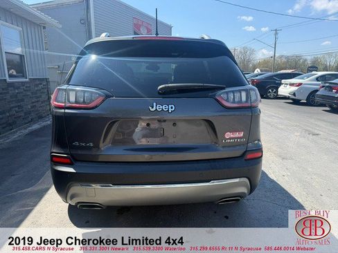 Used 2019 Jeep Cherokee Limited AWD/4WD image 6
