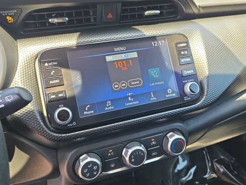 Certified 2023 Nissan Kicks SV FWD image 19