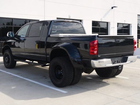 Used 2008 Dodge Ram 3500 Truck SXT image 6