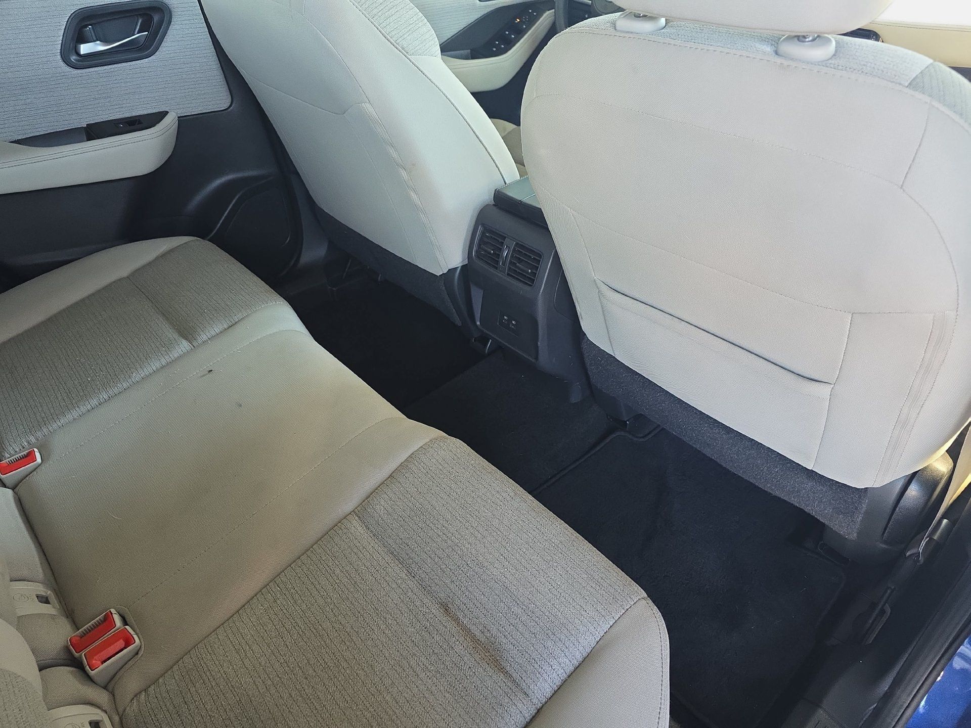 Used 2023 Nissan Rogue SV FWD image 11