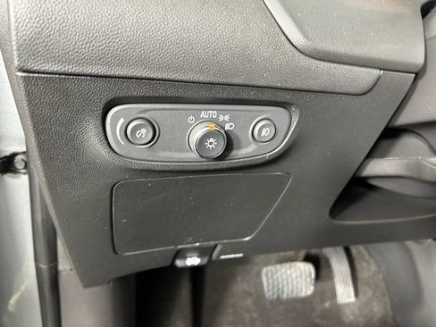 Used 2023 Buick Encore GX Select w/ Experience Buick Package FWD image 19