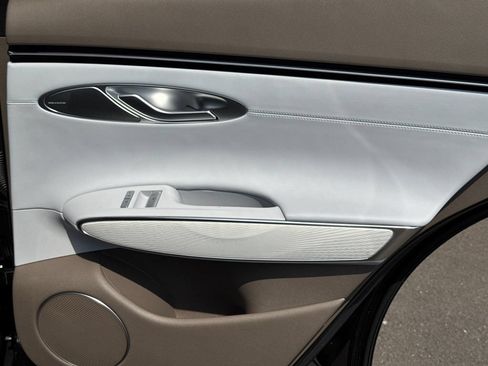 New 2026 Genesis GV70 2.5T Advanced AWD/4WD image 18