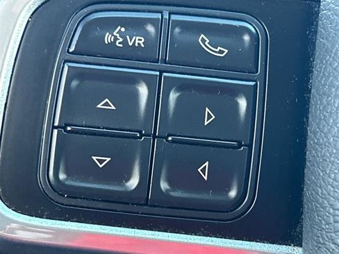 Used 2022 RAM 2500 Laramie w/ Safety Group B image 18