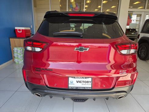 Used 2021 Chevrolet TrailBlazer RS w/ Sun and Liftgate Package image 7