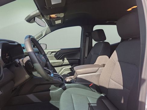 Used 2025 Chevrolet Colorado W/T w/ WT Convenience Package II image 23