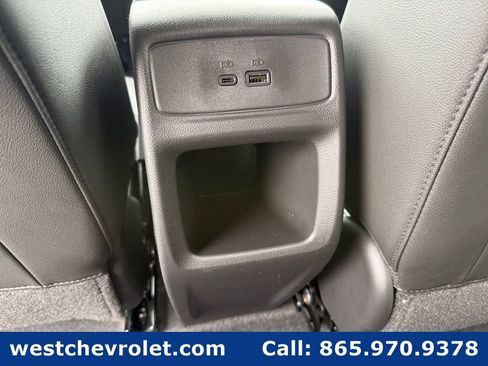 New 2026 Chevrolet Trax RS w/ Sunroof Package FWD image 16