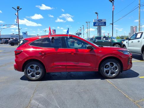 Certified 2024 Ford Escape ST-Line w/ Tech Pack #1 AWD/4WD image 24