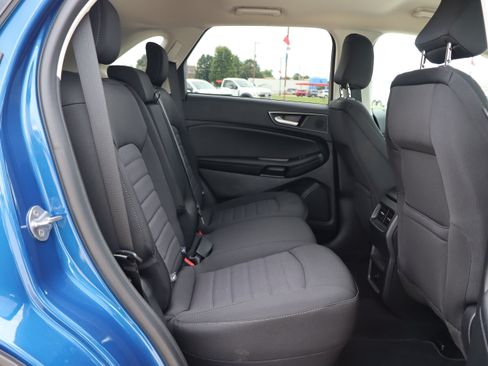 Used 2024 Ford Edge SE w/ Black Appearance Package AWD/4WD image 11