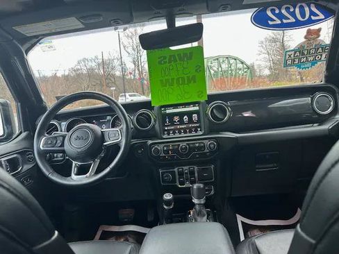 Certified 2022 Jeep Wrangler Unlimited Sahara AWD/4WD image 27