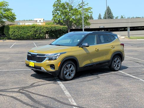 Certified 2024 Kia Seltos S AWD/4WD image 2